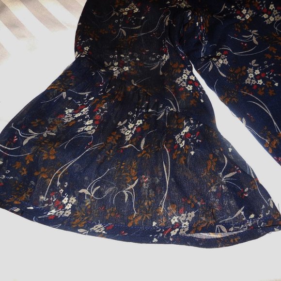 Blouse NWT SMALL Floral Chiffon Navy Blue ruffled sleeve tunic top careerwear - Picture 4 of 9